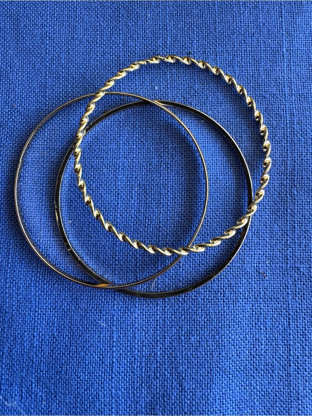 Elegant Gold Tone Thin Bangle Bracelet Set - Women Jewelry